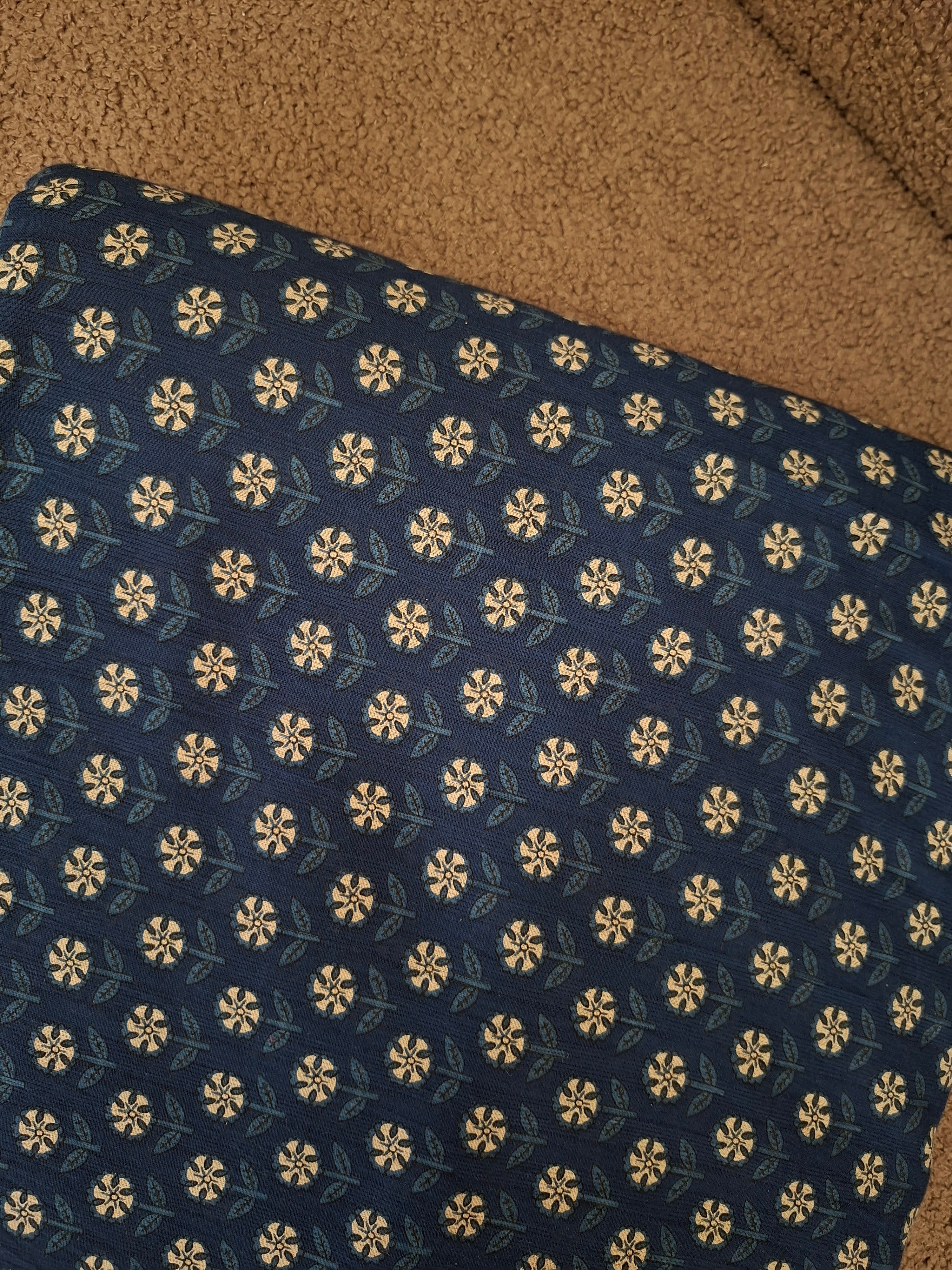 PRINTED COTTON RUNNING MATERIAL - ZIGN-15