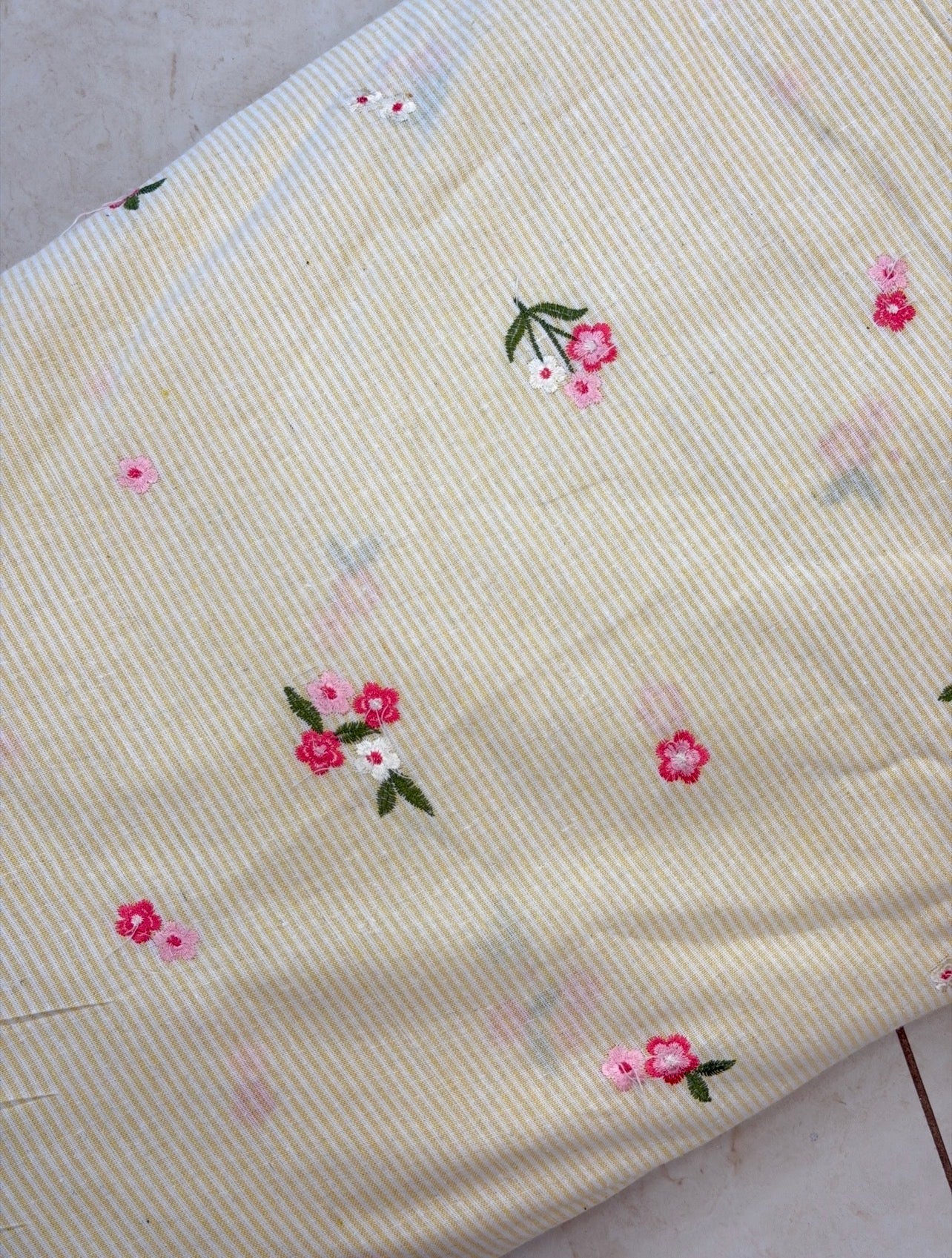 LINEN RUNNING MATERIAL - ZIGN-14